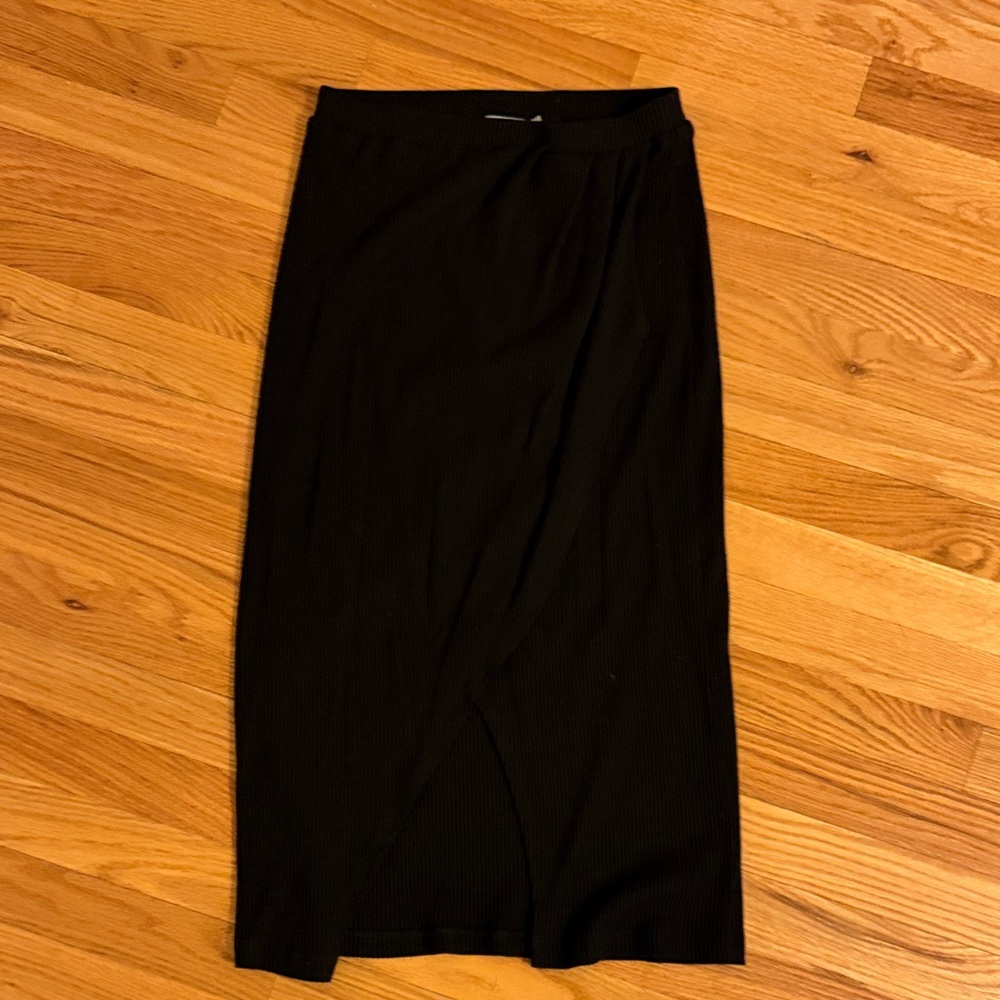 Elegant Black Women's Skirt Amour Vert